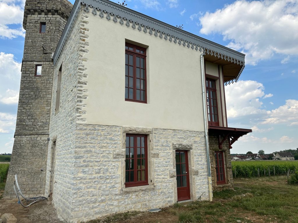 Ravalement de facade de la tour Vougeot