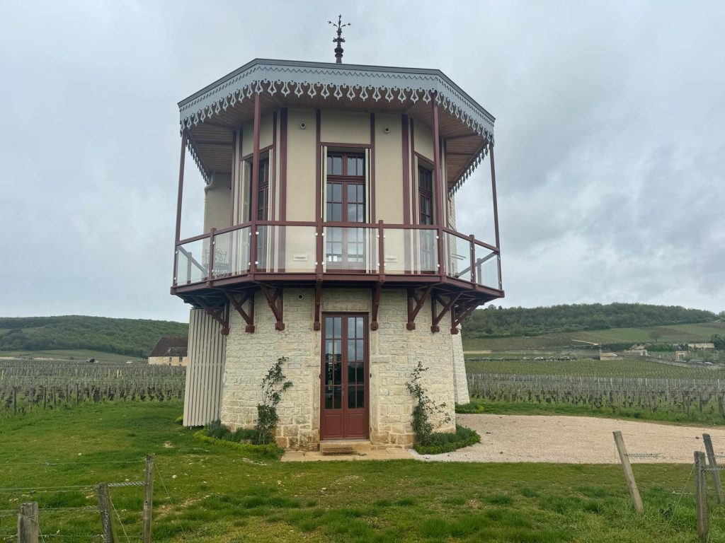 Ravalement de facade de la tour vougeot - partie 2