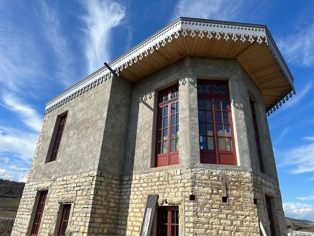 Ravalement de façade à tour vougeot