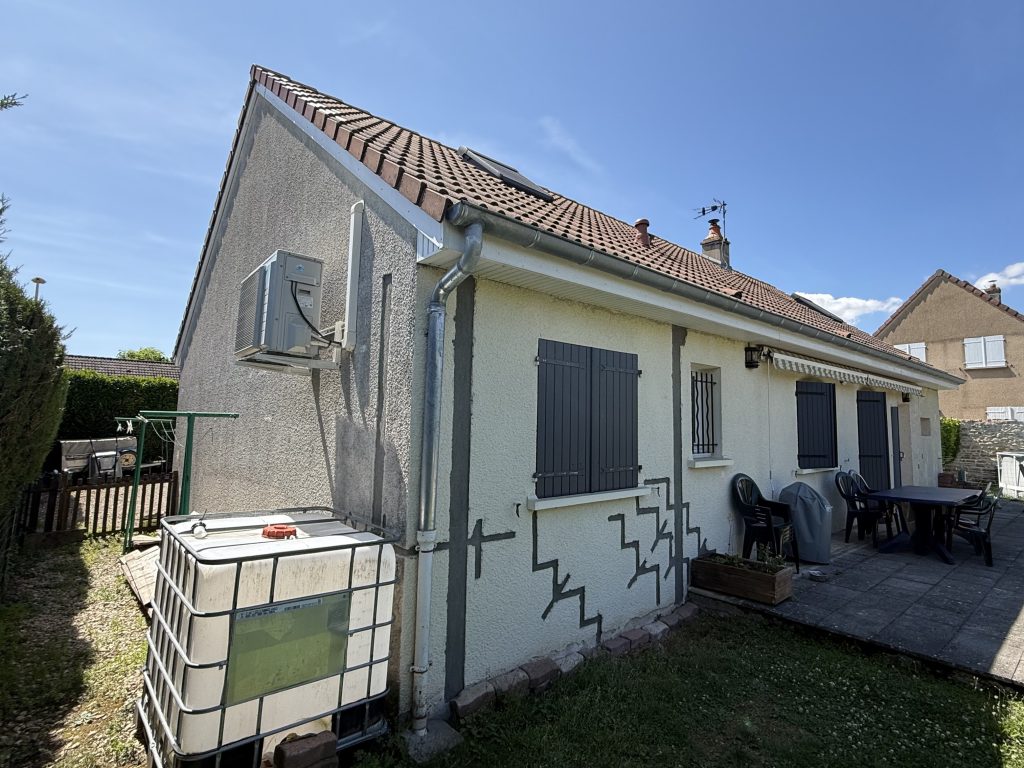 Ravalement de facade longecourt en plaine